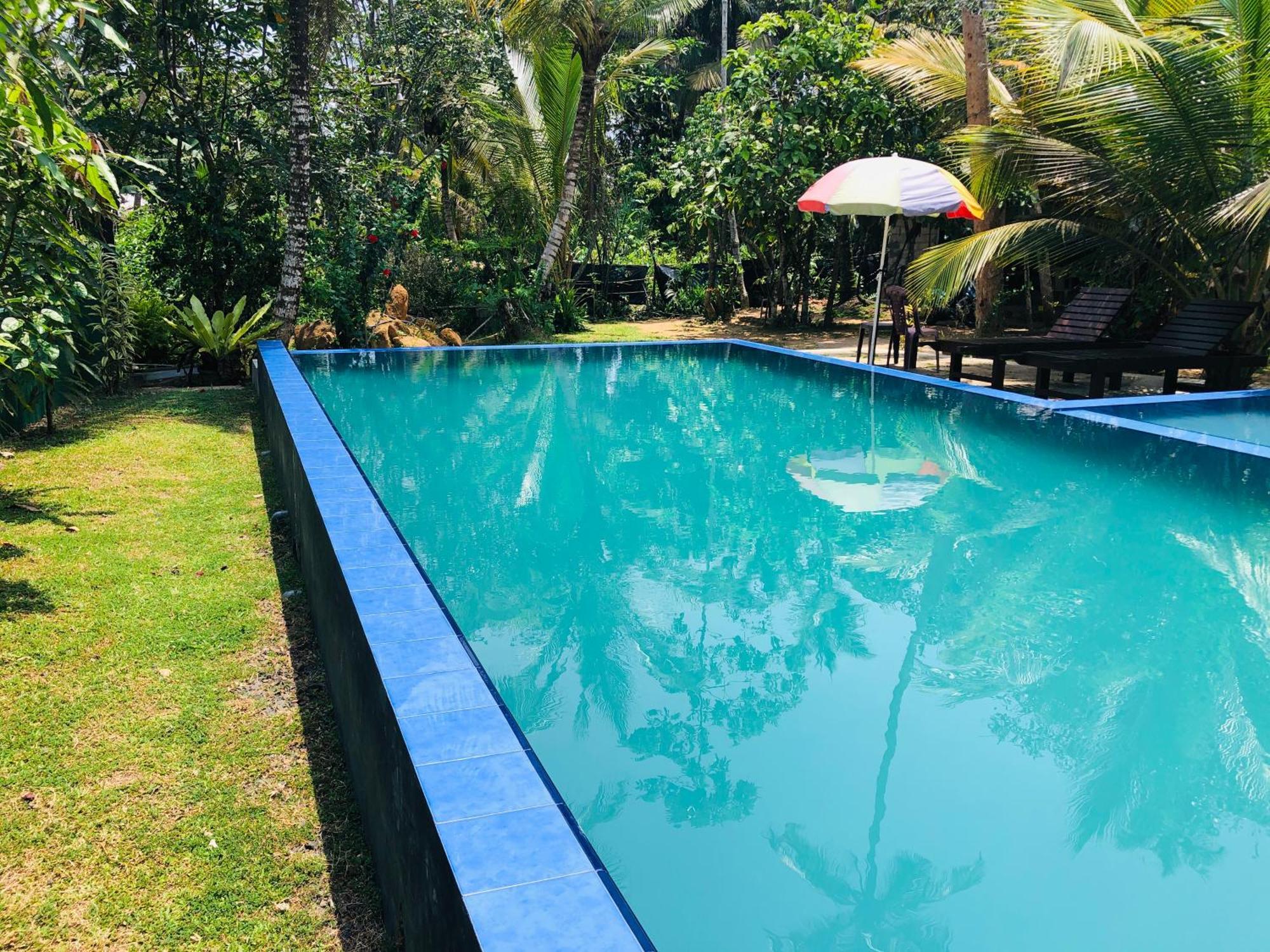 Jungle Restaurant And Villa Unawatuna Exterior foto